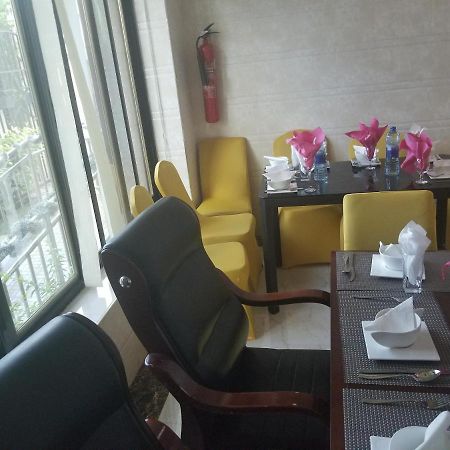 Star City Hotel 다르에스살람 외부 사진