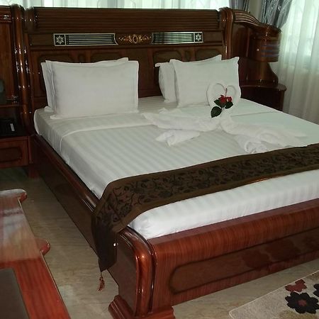 Star City Hotel 다르에스살람 외부 사진