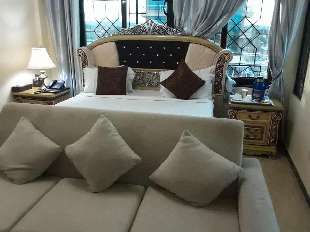 Star City Hotel 다르에스살람 외부 사진